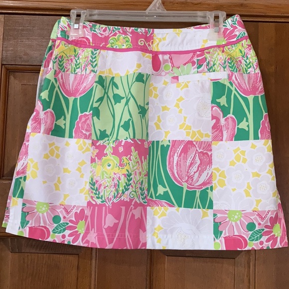 Lily Pulitzer Skort Derby Print  Trophy Patch size 2 - Picture 3 of 3
